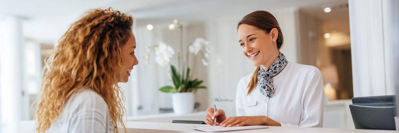 Erscheinungsbild & Verhalten – Interner Verhaltenskodex für Empfangspersonal